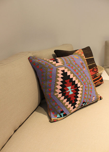 SOFA CUSHIONS 032